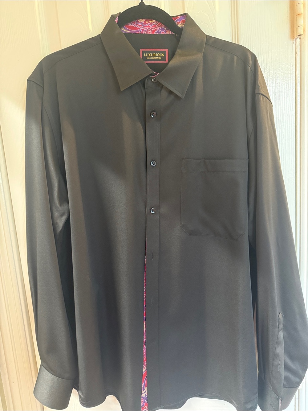 Luxurious Black Men's Dress Shirt with Contrast Inner Trim